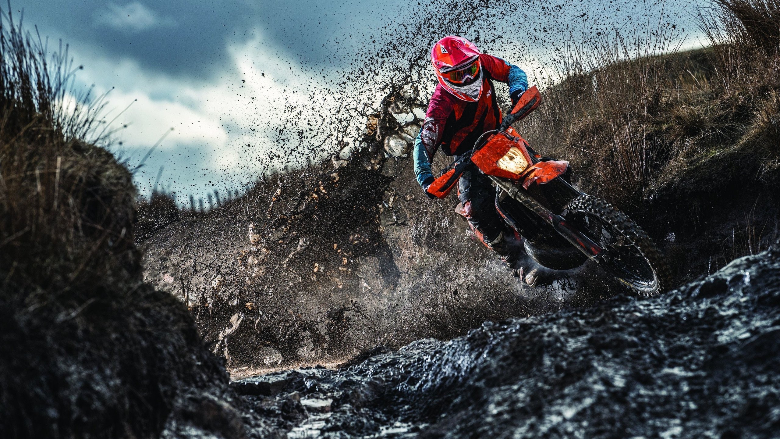 中国男篮的训练更加科学系统，中国男篮训练视频录像